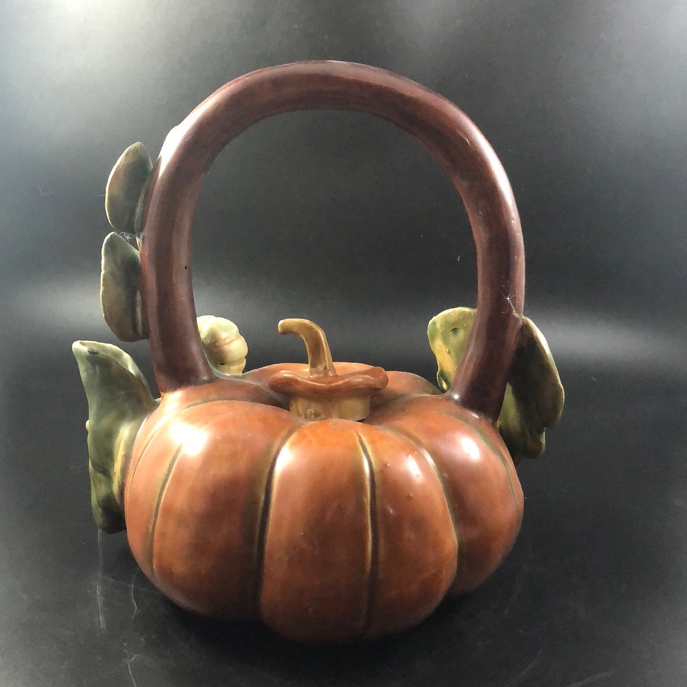 Teapot